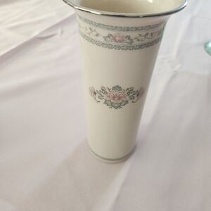NWT Vtg Lenox Charleston 8" Vase tried in Sterling silver